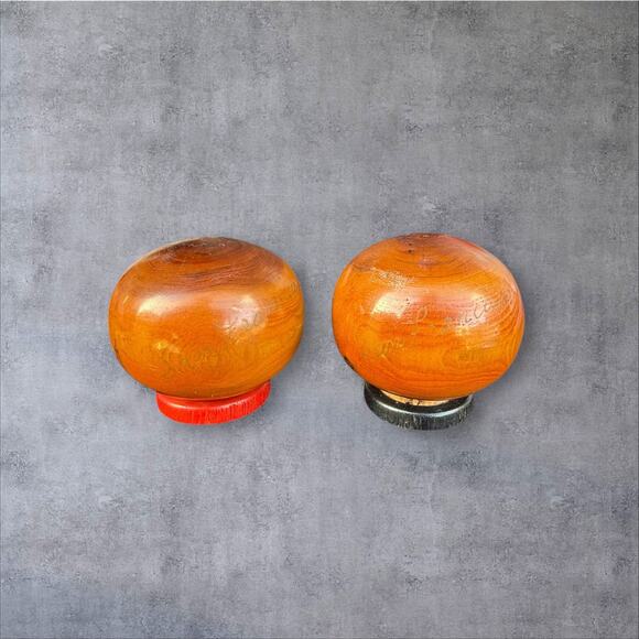 Vintage California Redwood Souvenir Salt & Pepper Balls Mushroom Shape - Picture 3 of 8